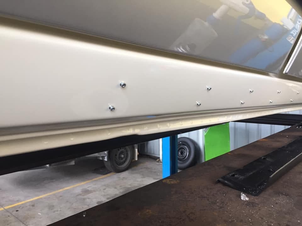 SIDE SKIRT SILL BUTTONS for VL CALAIS and VN VP VQ VR VS - HOLDCOM AUTO PARTS