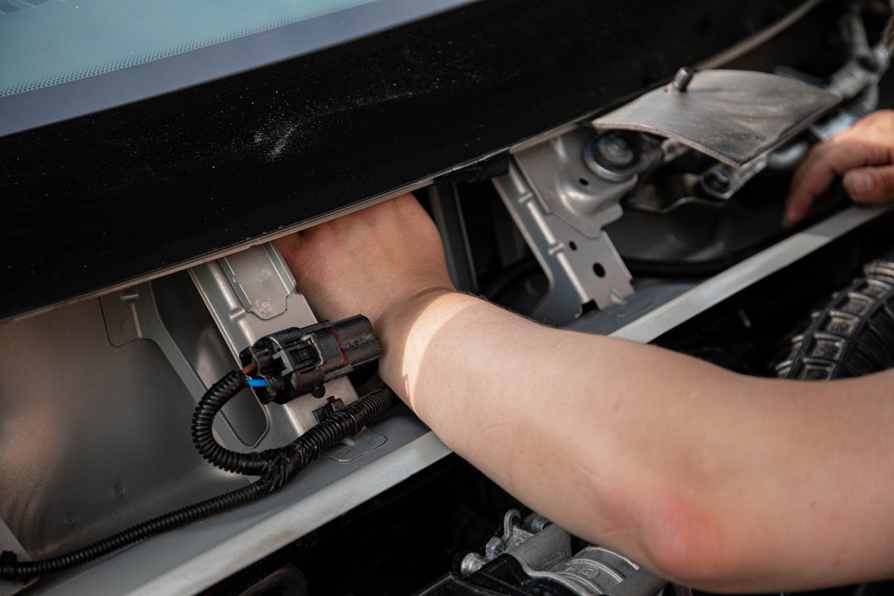 Fixing Electrical Issues With VH Commodore Parts - HOLDCOM AUTO PARTS