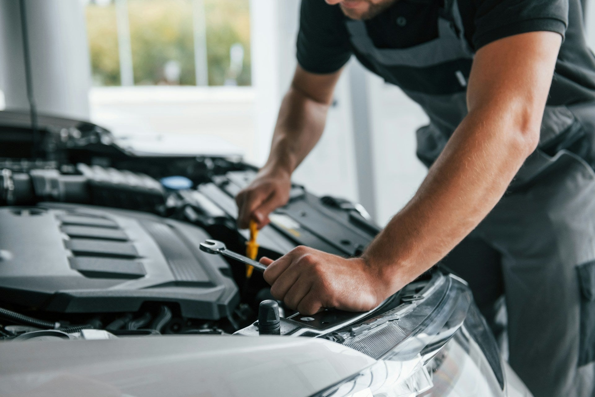 What Causes Holden Commodore V6 Engine Idle Drops in Hot Weather? - HOLDCOM AUTO PARTS