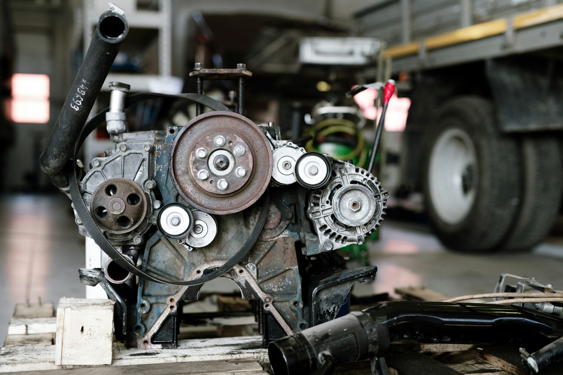 What Holden Commodore Spare Parts Work in Multiple Models? - HOLDCOM AUTO PARTS
