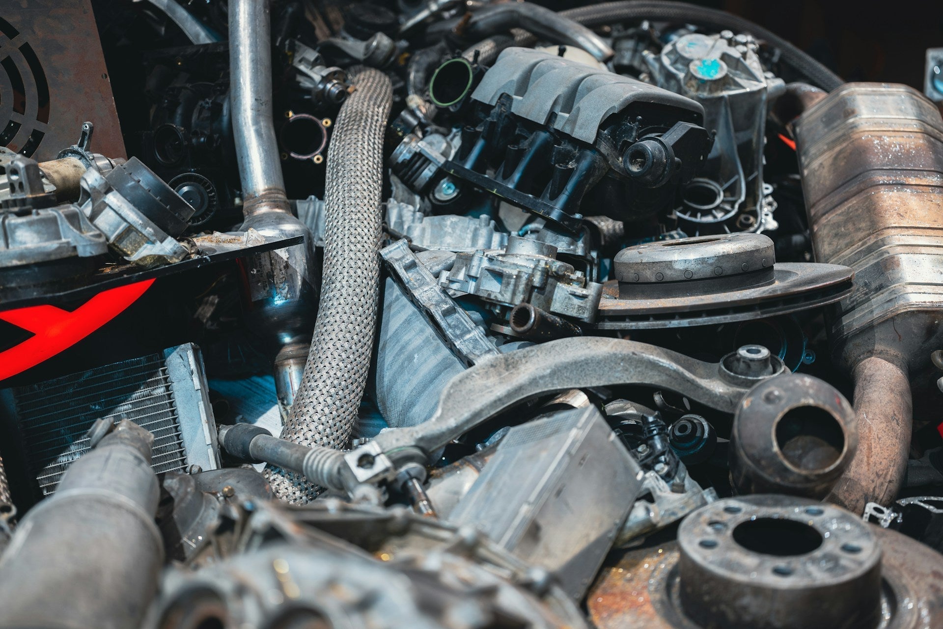 Why Your VK Commodore Parts Might Be Mismatched - HOLDCOM AUTO PARTS