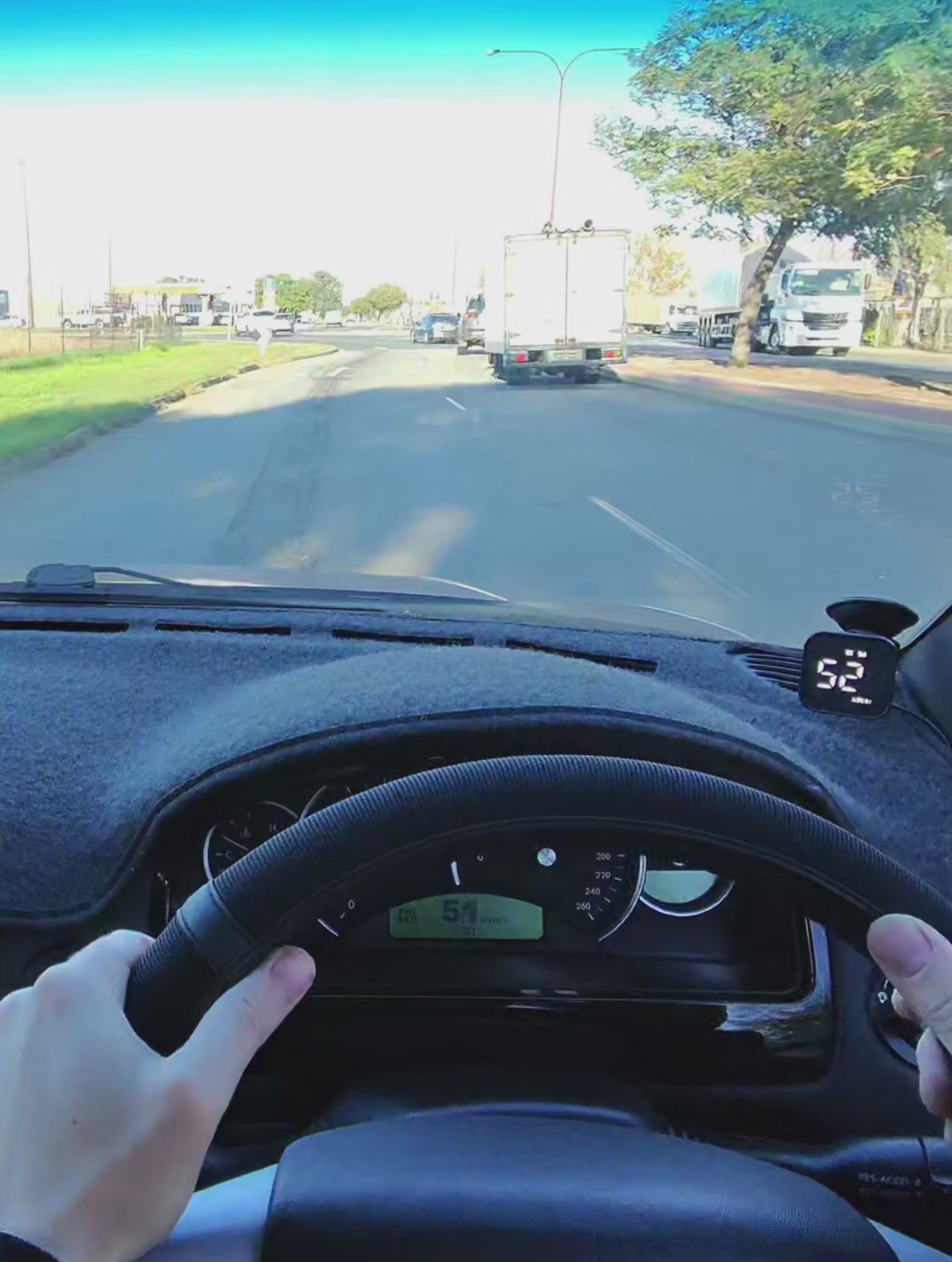 SPEEDOMETER GPS HUD  (UNIVERSAL)